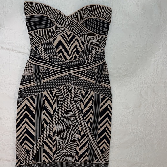 COPY - Herve leger dress - Picture 3 of 15